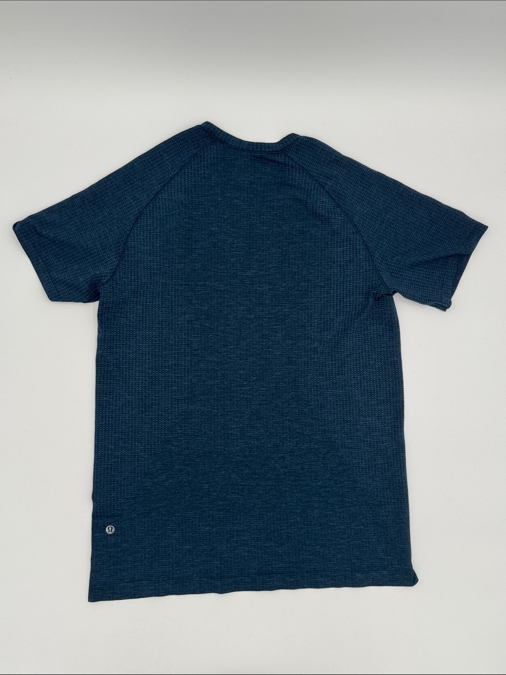 lululemon athletica Men's Short Sleeve Tee in Navy